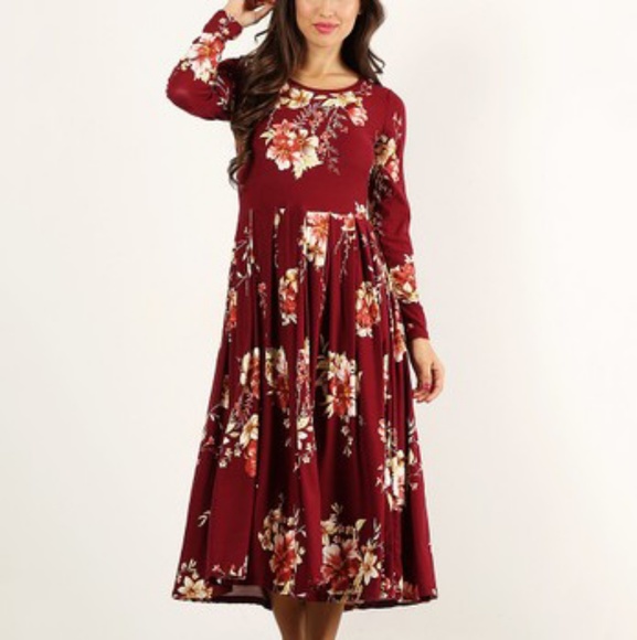 Pretty Young Thing Dresses & Skirts - 🌻2/$30 PrettyYoungThing Wine Floral Midi Dress